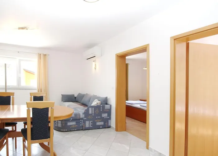 In Mit Eigenem Balkon By Interhome