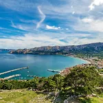 Διαμέρισμα In Mit Eigenem Balkon By Interhome *