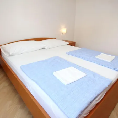 アパート In Mit Eigenem Balkon By Interhome