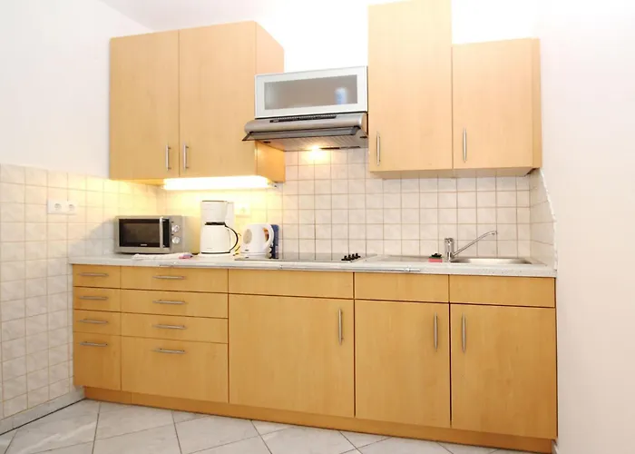 アパート In Mit Eigenem Balkon By Interhome