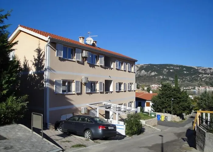 アパート In Mit Eigenem Balkon By Interhome